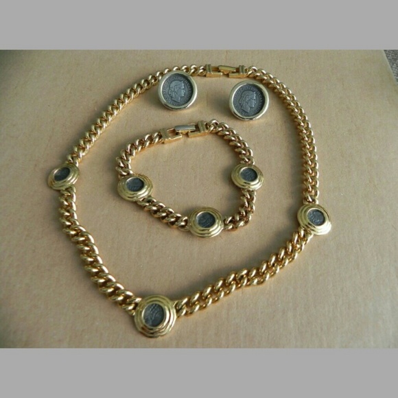 Carolee | Jewelry | Vintage Collectable 